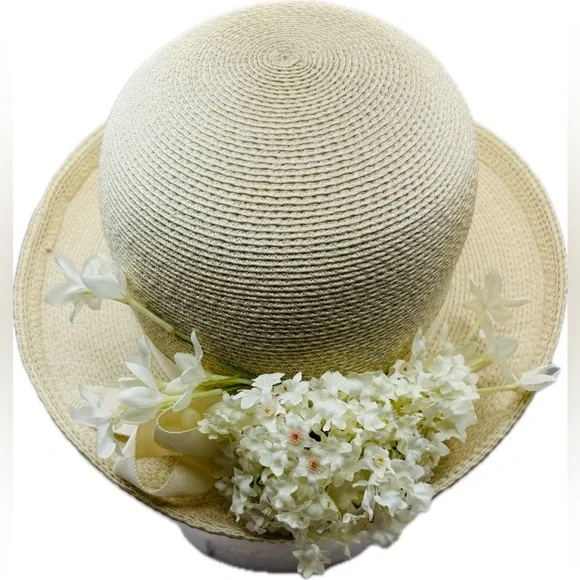 Hard-to-Find Lola Straw Hat with Flowers - Picture 6 of 9